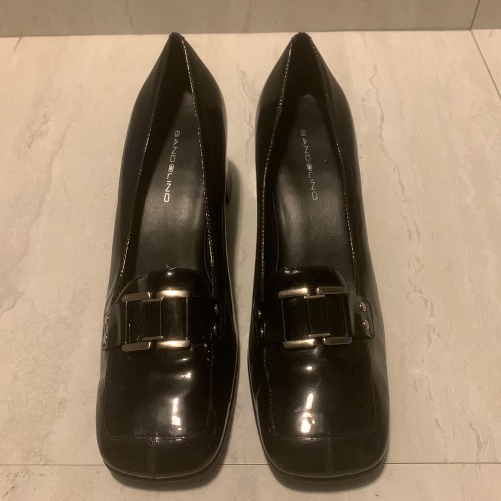 Bandolino Women's Black Leather Square Toe Front Buckle Heels Size 9.5M